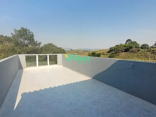 Casa 2 quartos e 1 banheiro, para alugar, no bairro Jardim Pinheirinho em Itaquaquecetuba