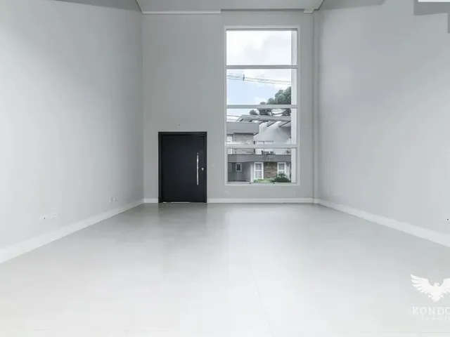 Casa com 512m² 3 quartos e 5 banheiros, à venda, no bairro Santa Felicidade em Curitiba