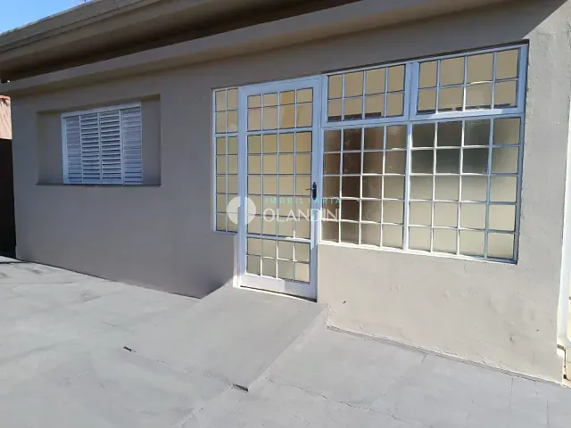 Casa com 1m² 3 quartos e 1 banheiro, para alugar, no bairro Jardim Arrivabene em Artur Nogueira