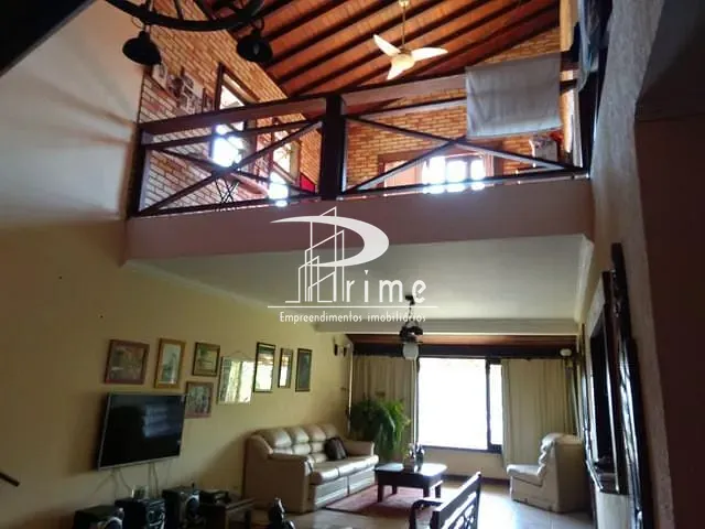 Casa com 636m² 4 quartos e 4 banheiros, à venda, no bairro Itaipu em Niterói