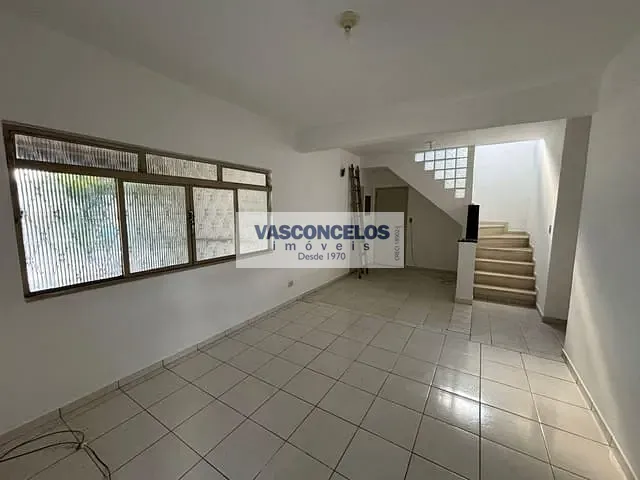 Casa 5 quartos e 3 banheiros, à venda, no bairro Jardim Vale do Sol em São José dos Campos