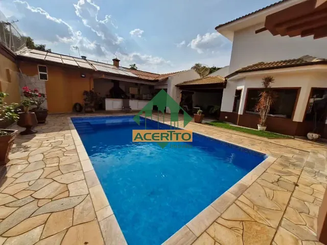 Casa com 600m² 3 quartos e 6 banheiros, à venda, no bairro Santana em Araçatuba