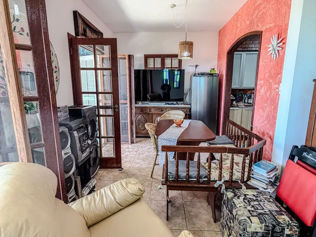 Casa com 720m² 3 quartos e 4 banheiros, à venda, no bairro Costazul em Rio das Ostras