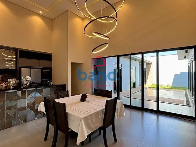 Casa com 450m² 3 quartos e 5 banheiros, à venda, no bairro Portal Ville Flamboyant em Porto Feliz