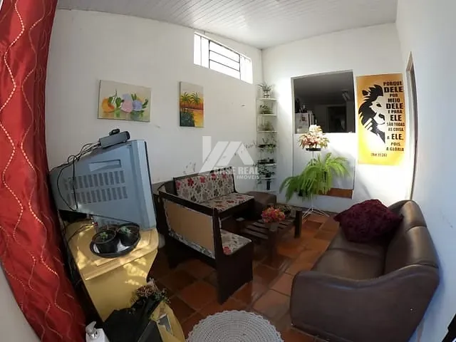 Casa 2 quartos e 2 banheiros, à venda, no bairro Bonsucesso em Guarapuava