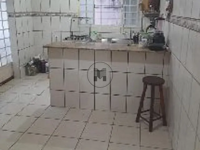 Casa com 331m² 3 quartos e 1 banheiro, à venda, no bairro Jardim David Fernandes Coelho em Guaratinguetá