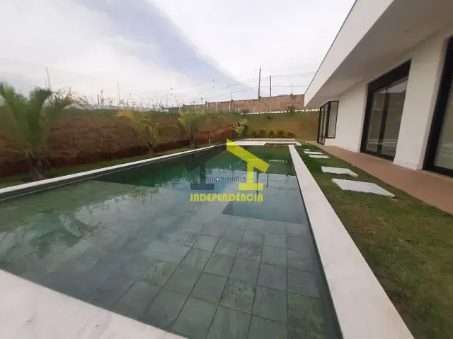 Casa com 1000m² 4 quartos e 6 banheiros, à venda, no bairro Kurumin em Itu