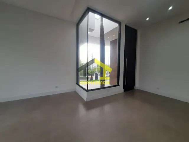 Casa com 1000m² 4 quartos e 6 banheiros, à venda, no bairro Kurumin em Itu