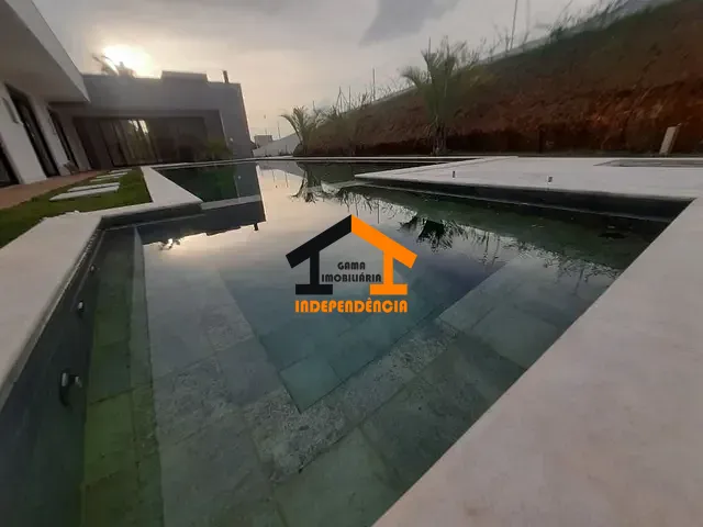 Casa com 1000m² 4 quartos e 6 banheiros, à venda, no bairro Kurumin em Itu