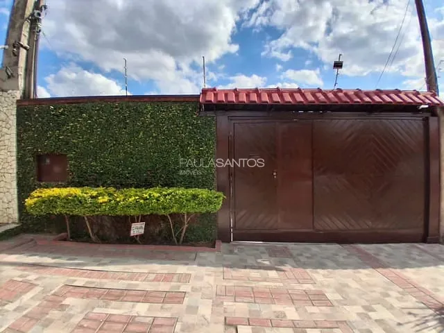 Casa com 200m² 2 quartos e 2 banheiros, à venda, no bairro Wanel Ville em Sorocaba