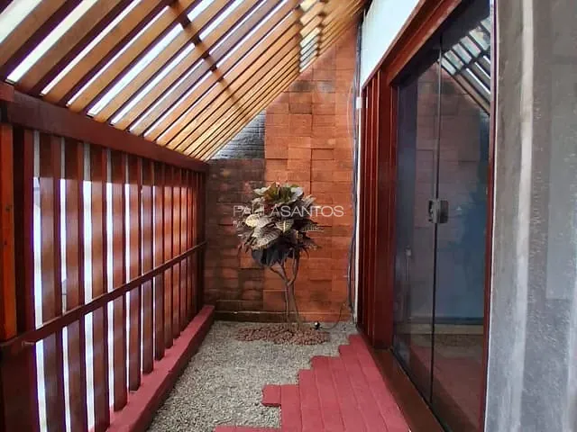 Casa com 200m² 2 quartos e 2 banheiros, à venda, no bairro Wanel Ville em Sorocaba