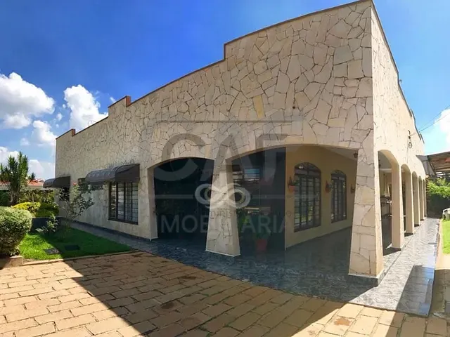 Casa com 1075m² 4 quartos e 5 banheiros, à venda, no bairro Jardim Alice em Jaguariúna