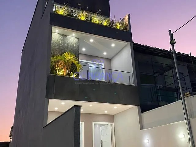 Casa 2 quartos e 5 banheiros, à venda, no bairro Itacuruça em Mangaratiba