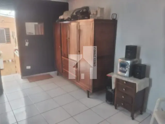 Casa 4 quartos e 1 banheiro, à venda, no bairro Vila Isabel Eber em Jundiaí
