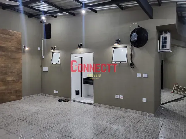 Casa com 275m² 1 quarto e 3 banheiros, à venda, no bairro Conjunto Residencial Sao Fernando em Ribeirão Preto
