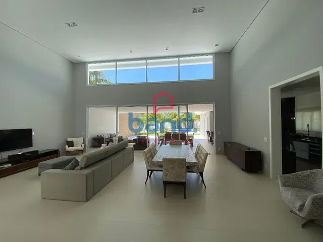 Casa com 1000m² 4 quartos e 4 banheiros, à venda, no bairro Portal dos Bandeirantes I em Porto Feliz