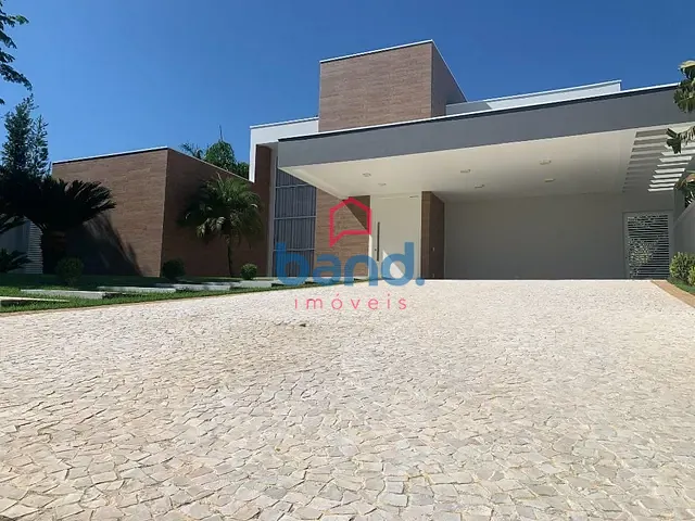 Casa com 1000m² 4 quartos e 4 banheiros, à venda, no bairro Portal dos Bandeirantes I em Porto Feliz