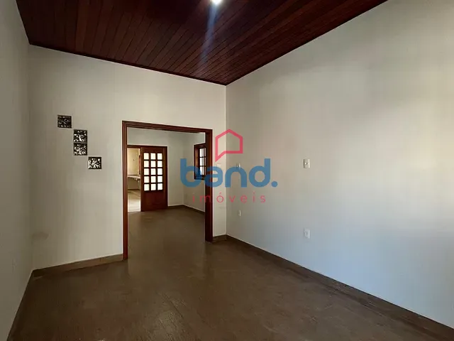 Casa 3 quartos e 2 banheiros, à venda, no bairro Centro em Porto Feliz