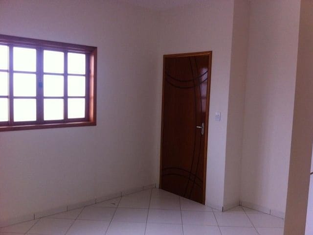 Foto do Casa - Casa com 3 dormitórios para alugar, 110 m² por R$ 1.800,00/mês - Jardim Santa Júlia - São José dos Campos/SP | INDEPENDENCE NEGOCIOS IMOBILIARIOS LTDA