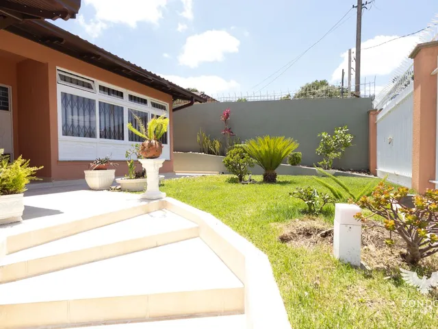 Casa com 450m² 4 quartos e 4 banheiros, para alugar, no bairro São Braz em Curitiba