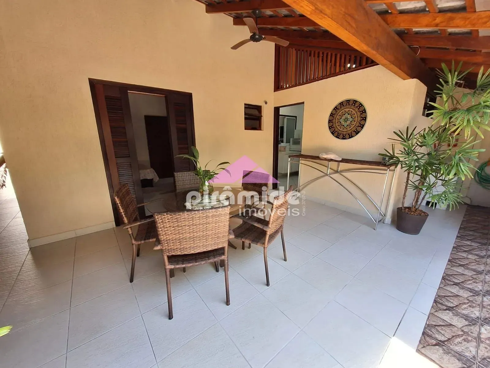 Casa, 3 quartos, 246 m² - Foto 9