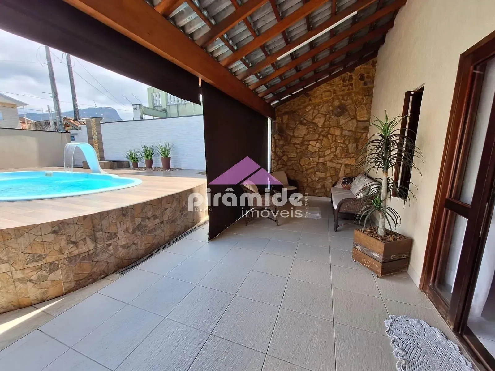 Casa, 3 quartos, 246 m² - Foto 31