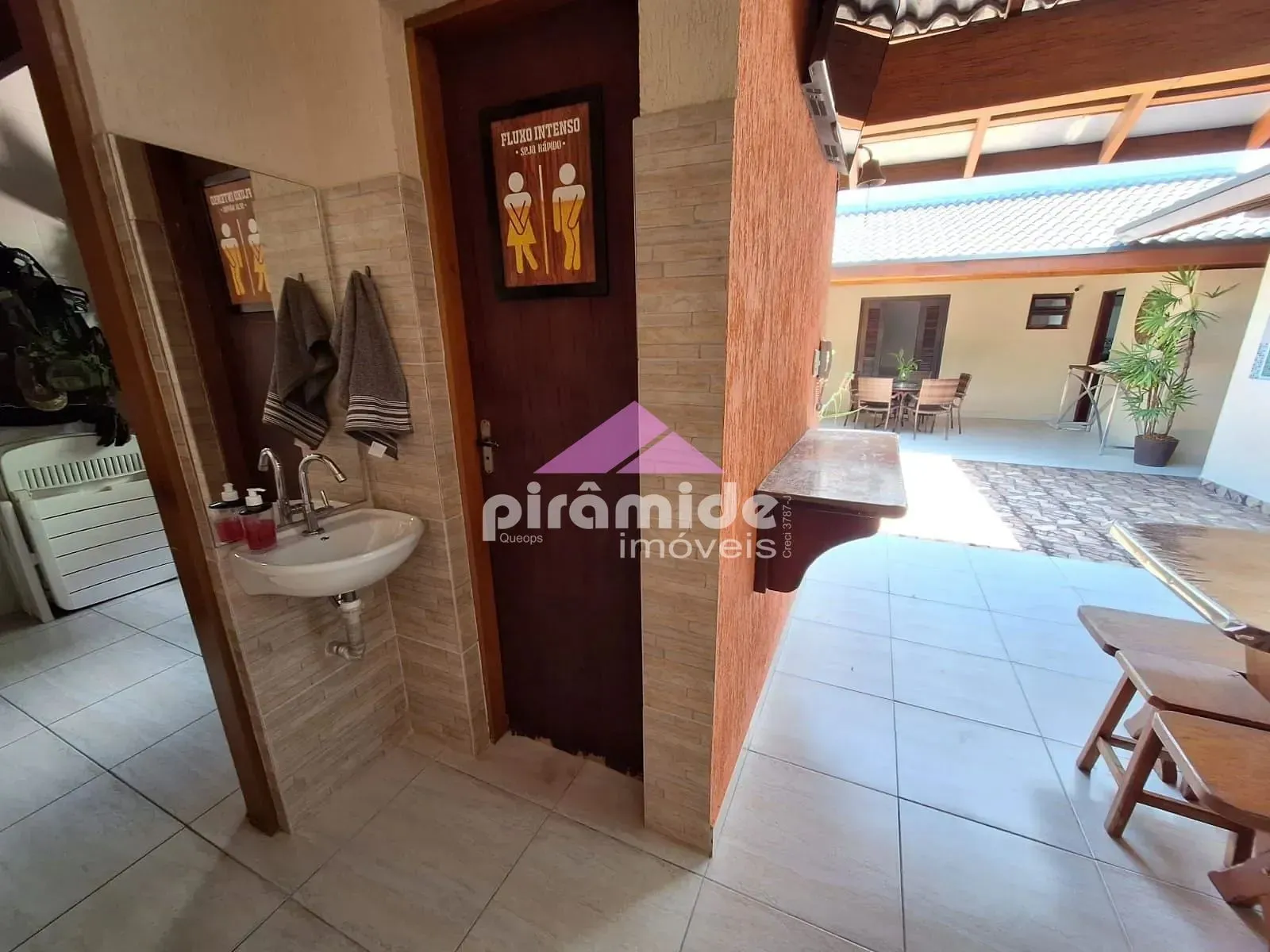 Casa, 3 quartos, 246 m² - Foto 16