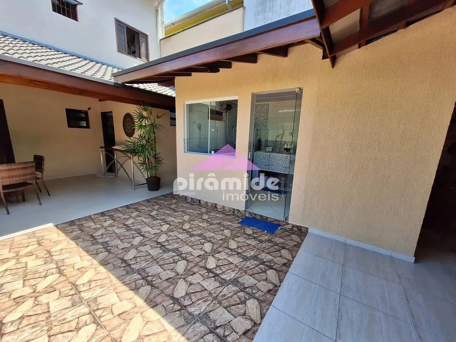 Casa, 3 quartos, 246 m² - Foto 17