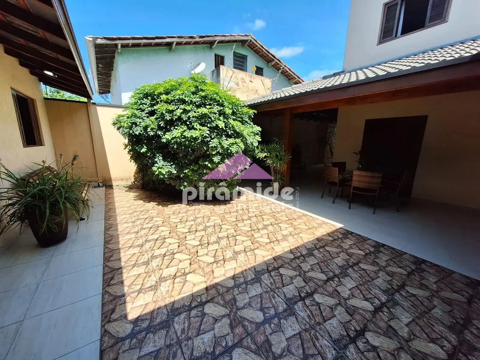 Casa, 3 quartos, 246 m² - Foto 10
