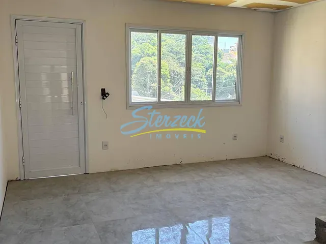 Casa com 164m² 3 quartos e 2 banheiros, para alugar, no bairro Vila Omízollo em Louveira