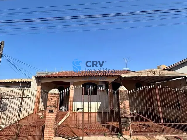 Casa com 277m² 3 quartos e 2 banheiros, à venda, no bairro Conjunto Parigot de Souza 1 em Londrina