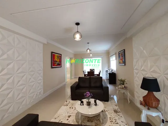 Casa com 250m² 3 quartos e 4 banheiros, à venda, no bairro Urbanova em São José dos Campos
