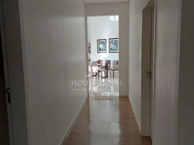 Casa com 531m² 4 quartos e 1 banheiro, à venda, no bairro Fazenda Vau das Pombas em Goiânia