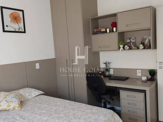 Casa com 531m² 4 quartos e 1 banheiro, à venda, no bairro Fazenda Vau das Pombas em Goiânia