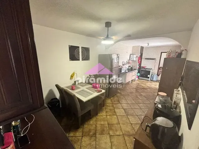 Casa com 160m² 3 quartos e 2 banheiros, à venda, no bairro Vila Nova Cristina em São José Dos Campos