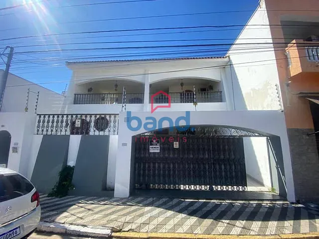 Casa 3 quartos e 7 banheiros, à venda, no bairro Centro em Porto Feliz
