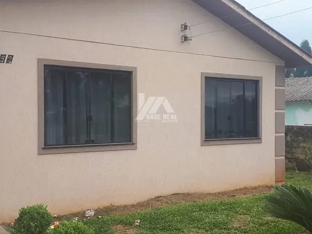 Casa com 275m² 2 quartos e 1 banheiro, à venda, no bairro Cará-cará em Ponta Grossa