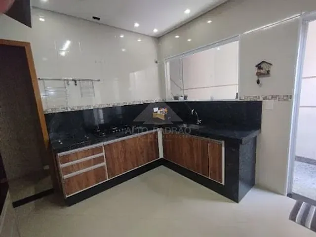 Casa com 125m² 3 quartos e 2 banheiros, à venda, no bairro Jardim Anchieta em Mauá