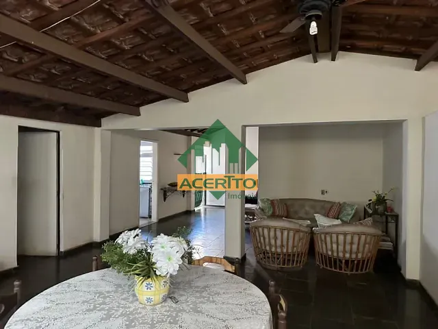 Casa com 523m² 3 quartos e 3 banheiros, à venda, no bairro Vila Mendonça em Araçatuba