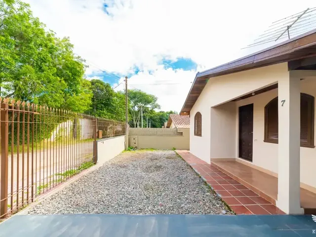 Casa com 382m² 2 quartos e 2 banheiros, para alugar, no bairro Santa Felicidade em Curitiba