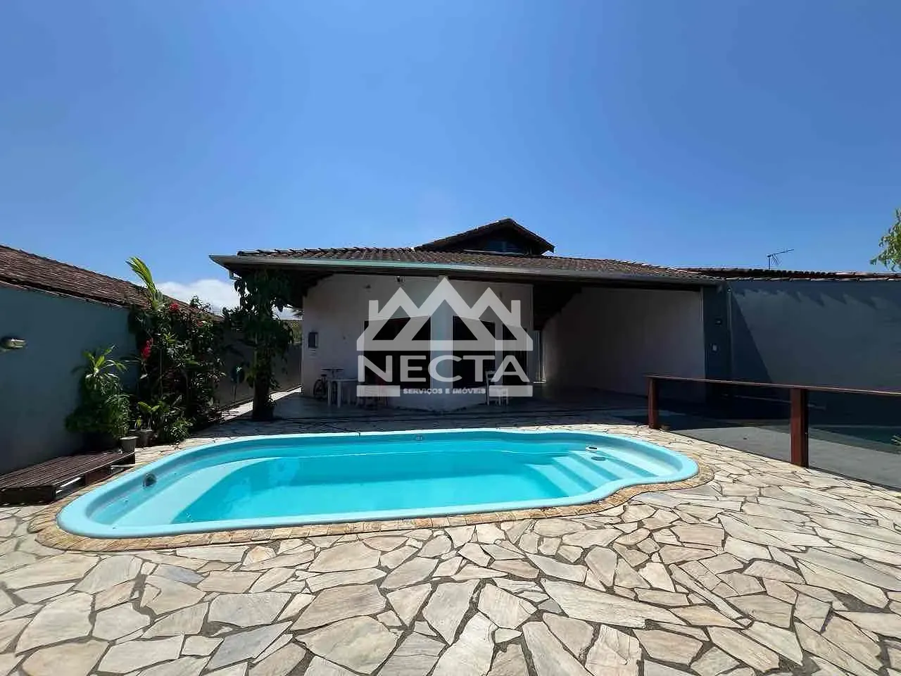 Casa, 3 quartos, 130 m² - Foto 1