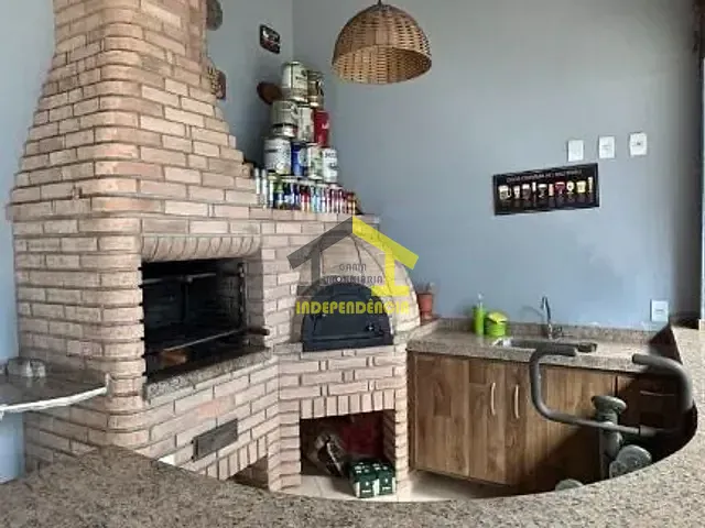 Casa com 250m² 3 quartos e 3 banheiros, à venda, no bairro Recanto do Parque em Itatiba