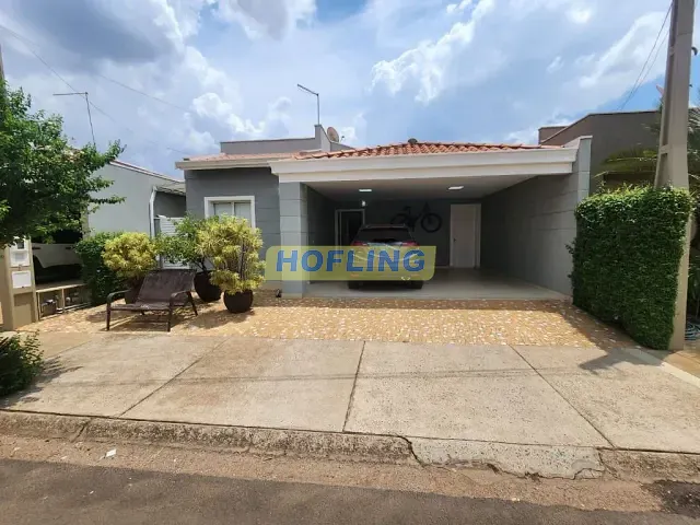 Casa com 160m² 3 quartos e 3 banheiros, à venda, no bairro Granja Regina em Rio Claro