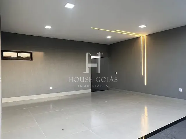Casa com 360m² 3 quartos e 1 banheiro, à venda, no bairro Residencial Havaí em Goiânia