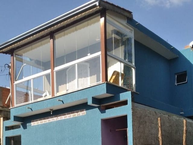 Casa com 180m² 1 quarto e 2 banheiros, à venda, no bairro Vila Santa Flora em Itapevi