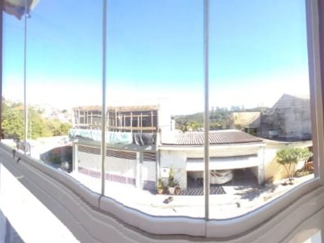 Casa com 180m² 1 quarto e 2 banheiros, à venda, no bairro Vila Santa Flora em Itapevi