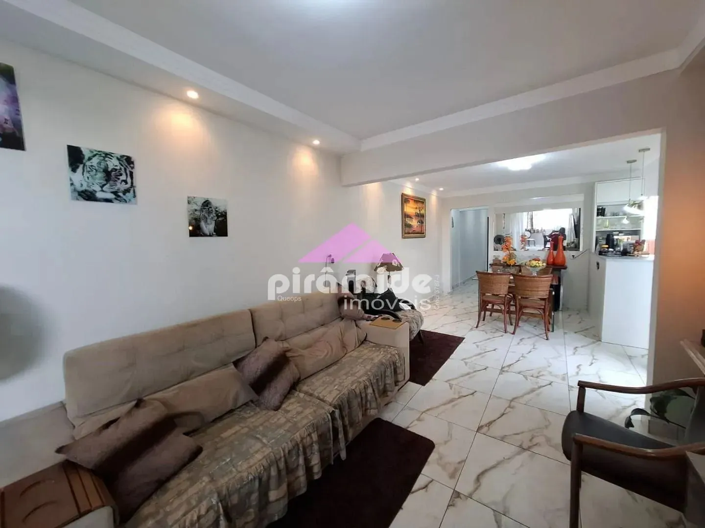 Casa, 2 quartos, 145 m² - Foto 1