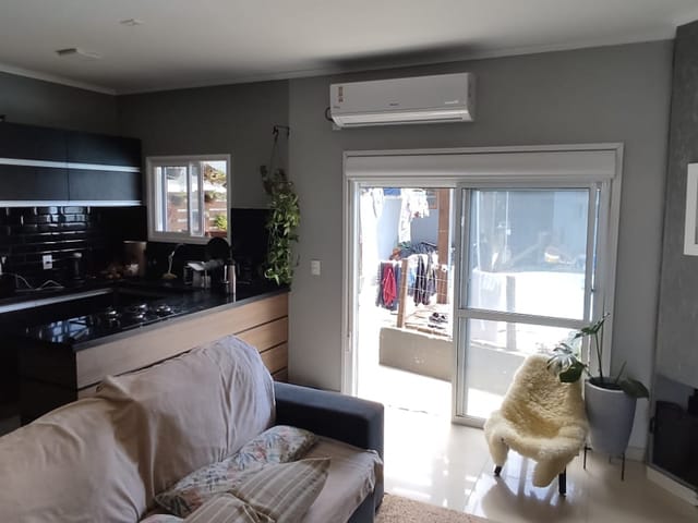 Casa com 156m² 1 quarto e 1 banheiro, à venda, no bairro Laranjal em Pelotas