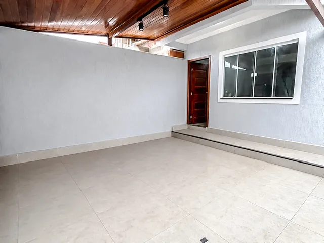 Casa 3 quartos e 4 banheiros, para alugar, no bairro Lagoa em Macaé