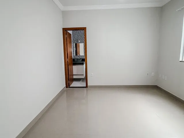Casa 3 quartos e 4 banheiros, para alugar, no bairro Lagoa em Macaé